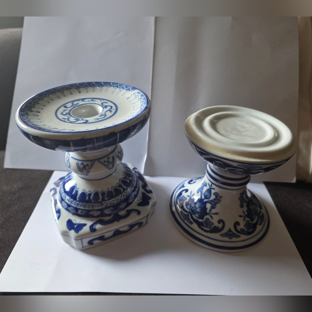 Vintage Canton Collection by Two's Company Blue & White 5.5 & 4.5" Candleholders